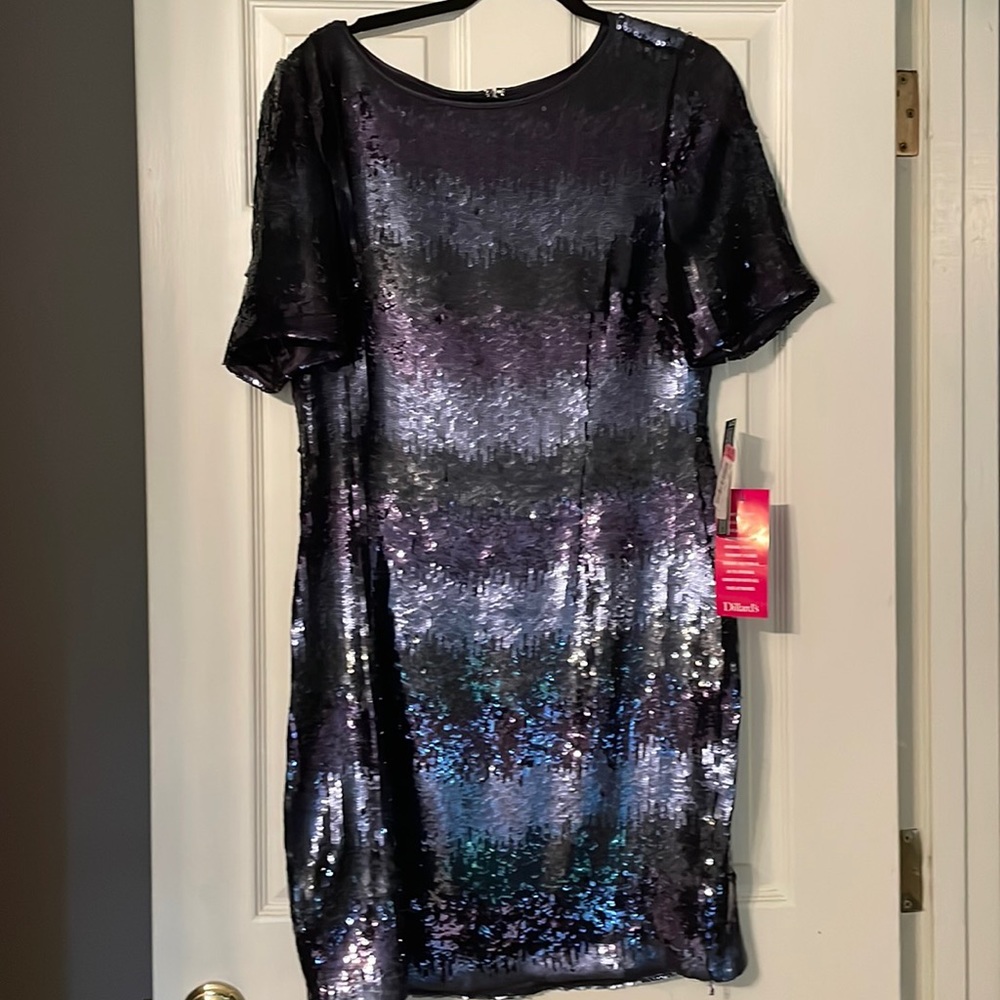 50 shades of blue…or black